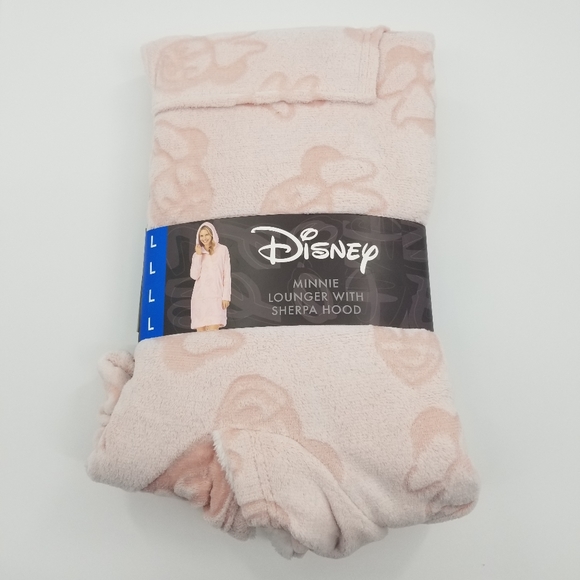 NWT Disney Minnie Lounger with Sherpa Hood - Picture 3 of 6